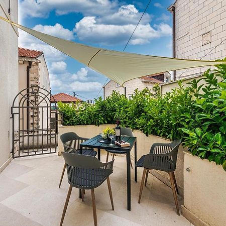 Silent Sunny Arc Apartment ดูบรอฟนิก ภายนอก รูปภาพ