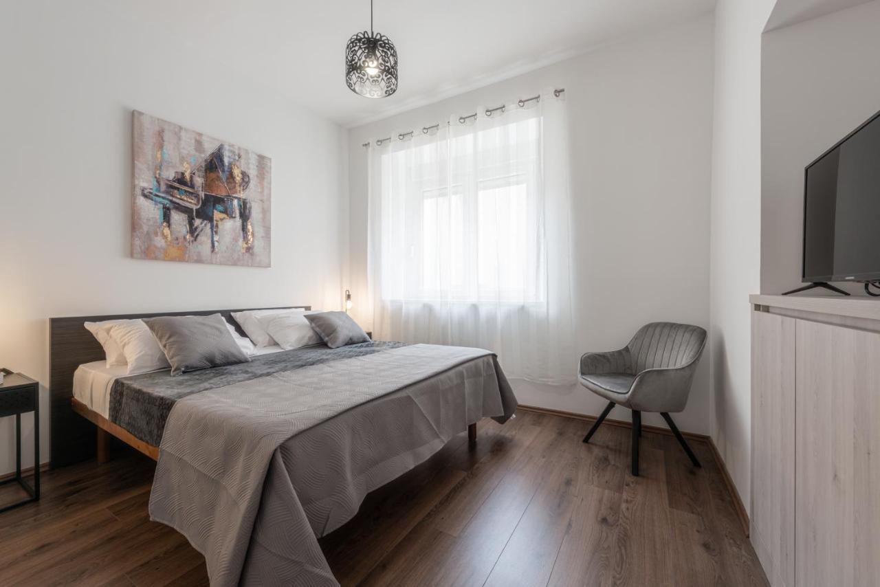 Silent Sunny Arc Apartment ดูบรอฟนิก ภายนอก รูปภาพ